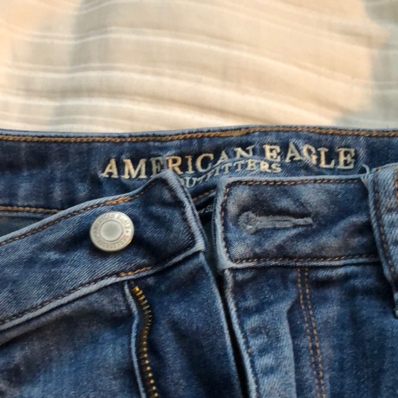 American Eagle Blue Jeans - Picture 2 of 4